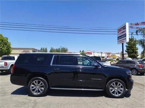 Used 2019 Chevrolet Suburban Premier AWD/4WD image 4