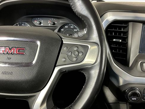 Used 2018 GMC Acadia SLE AWD/4WD image 12