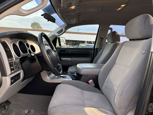 Used 2010 Toyota Tundra 4x4 Double Cab image 11