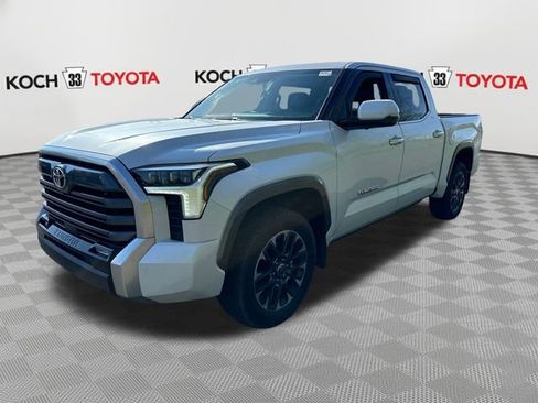 Used 2023 Toyota Tundra Limited image 3