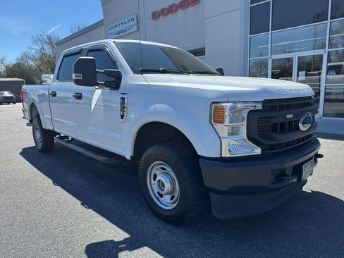 Used 2020 Ford F250 XL w/ Power Equipment Group image 3