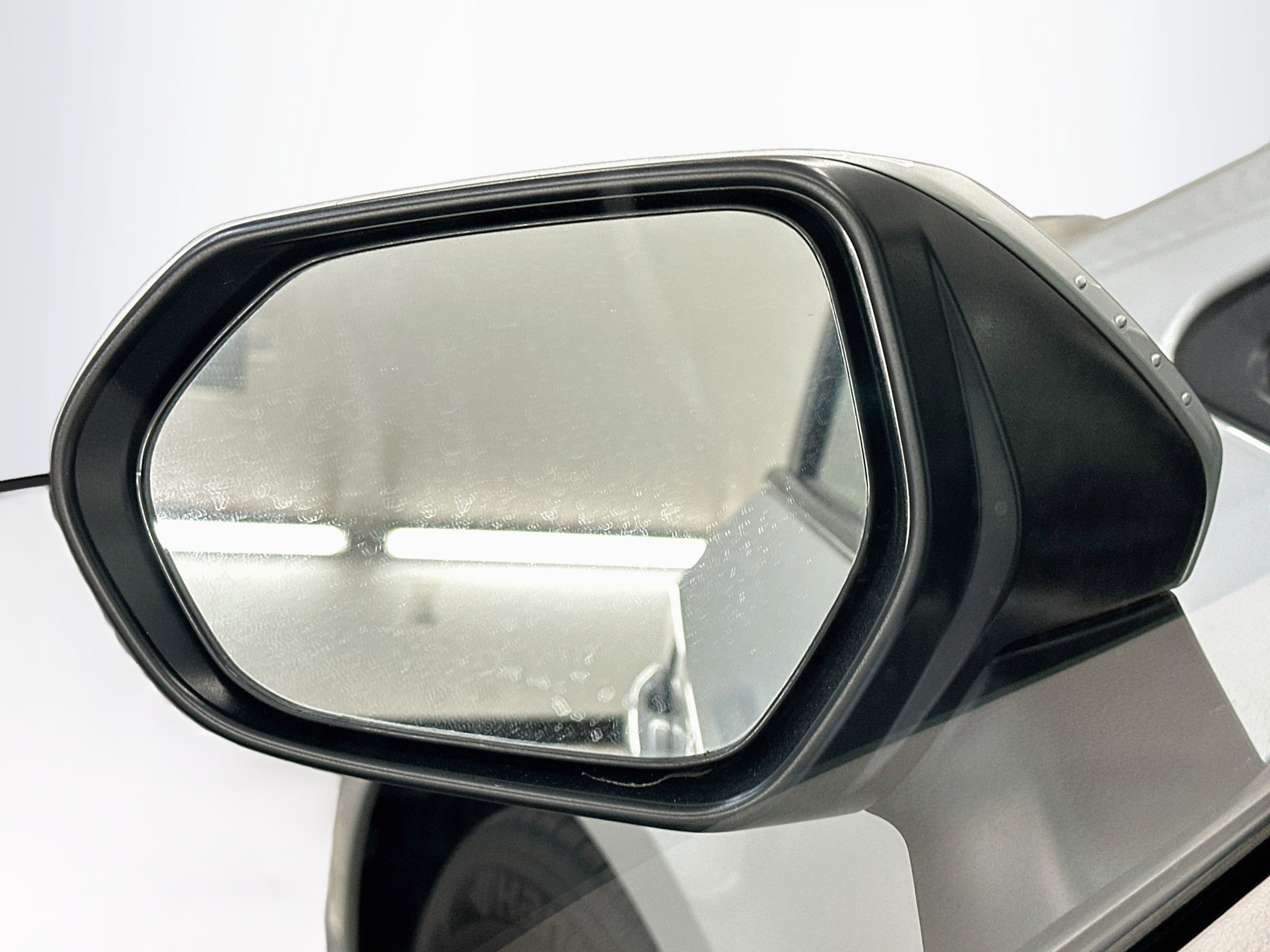 Used 2025 Toyota Corolla LE FWD image 16