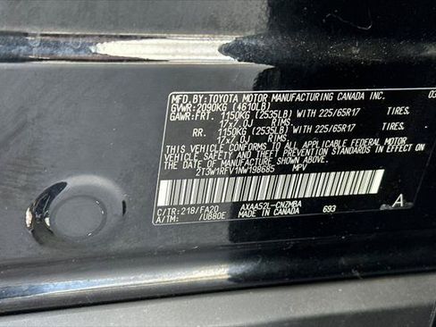 Certified 2022 Toyota RAV4 XLE w/ Convenience Package FWD image 34
