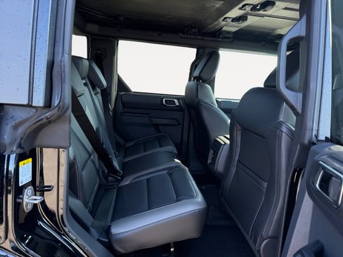 New 2025 Ford Bronco Outer Banks image 18