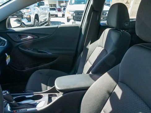 Used 2020 Chevrolet Malibu LS image 17