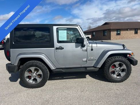 Used 2016 Jeep Wrangler Sahara w/ Dual Top Group image 5