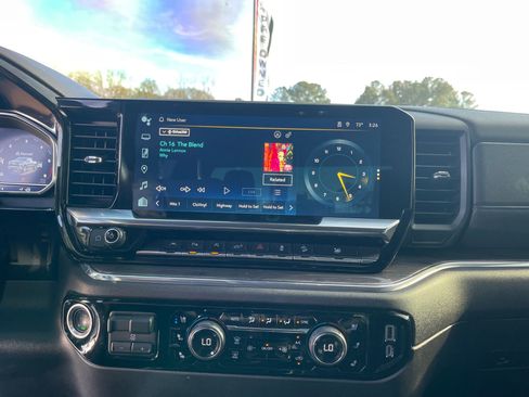 Used 2024 Chevrolet Silverado 1500 LTZ w/ Z71 Off-Road Package image 20