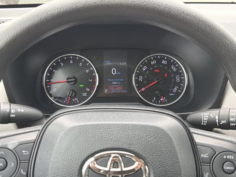 Used 2020 Toyota RAV4 XLE image 16
