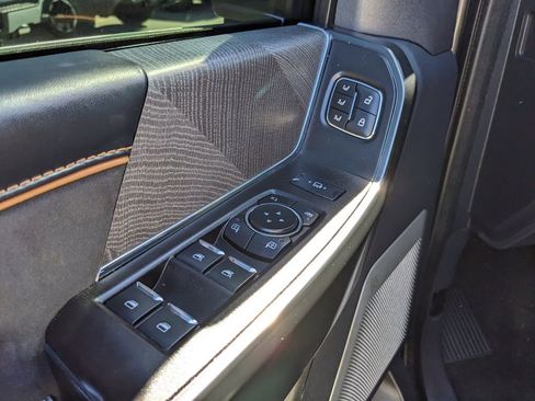 Used 2024 Ford F350 Platinum w/ FX4 Off-Road Package image 14