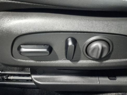 Used 2024 Buick Envista Preferred w/ Convenience I Package FWD image 21