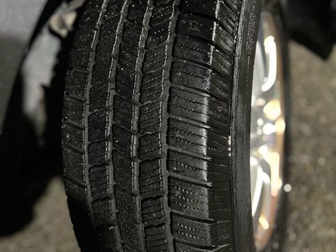 Used 2010 Ford Escape Limited FWD image 28