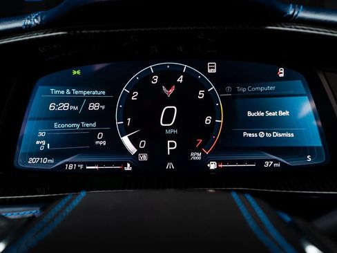 Used 2022 Chevrolet Corvette Stingray Premium Cpe w/ Battery Protection Package RWD image 32