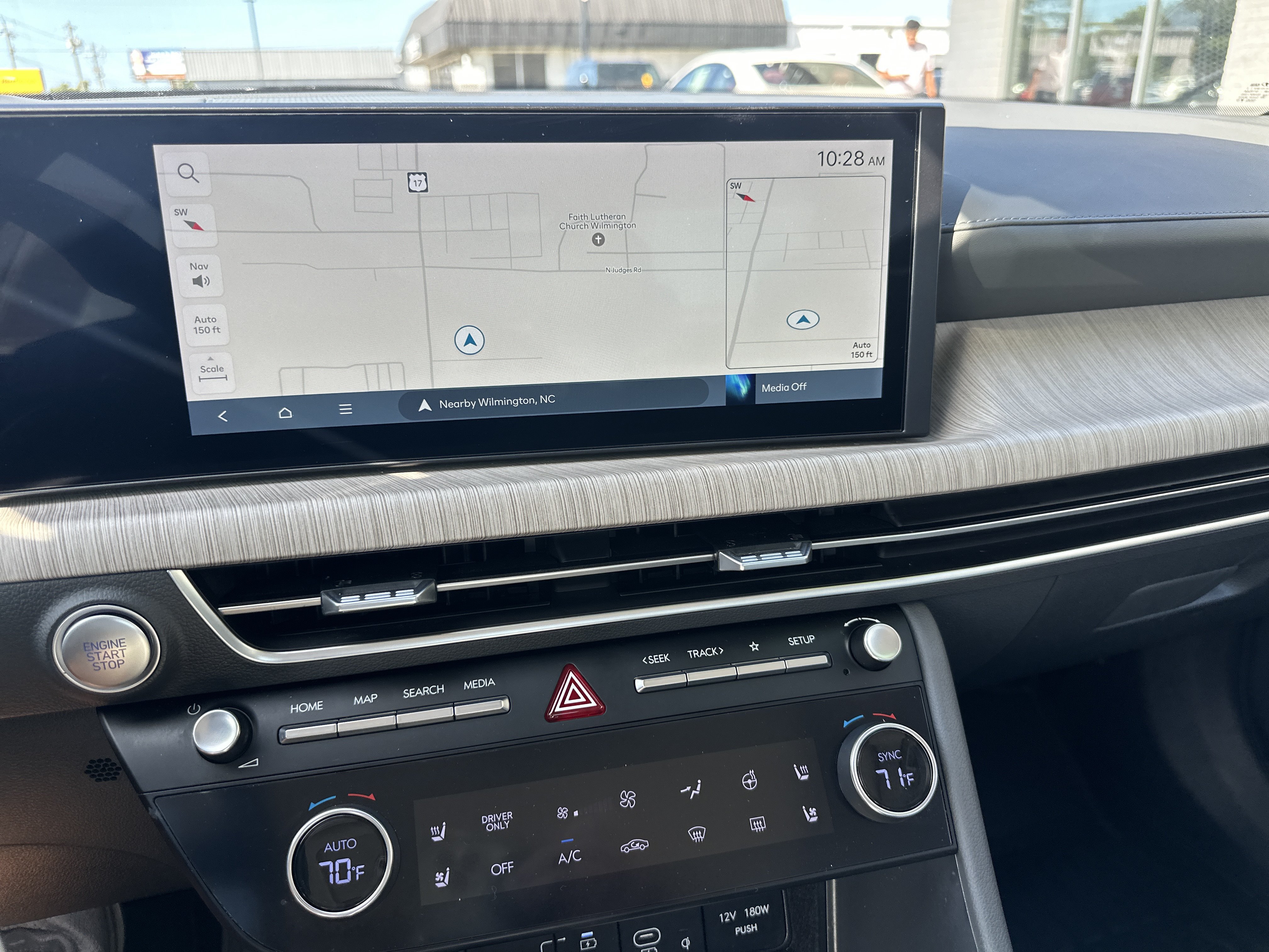 Used 2025 Hyundai Sonata Limited FWD image 17