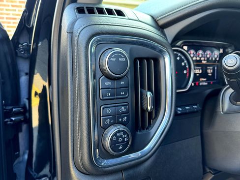 Used 2022 Chevrolet Silverado 3500 LTZ w/ LTZ Plus Package image 17