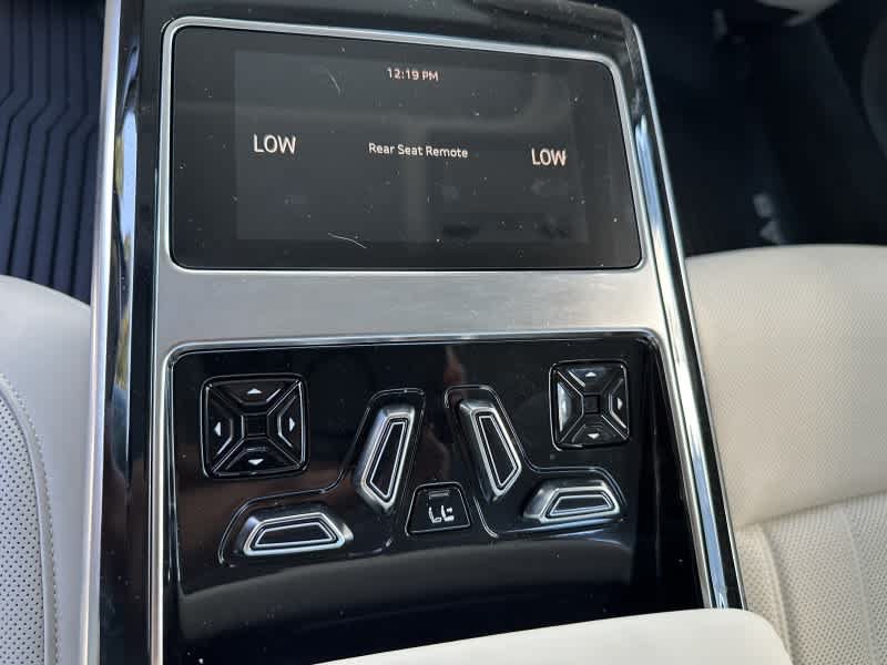 Used 2022 Audi A8 L 3.0T w/ Luxury Package AWD/4WD image 34