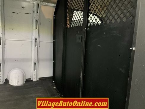 Used 2020 Chevrolet Express 2500 w/ Communications Package RWD image 22