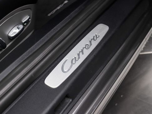 Used 2017 Porsche 911 Carrera image 27