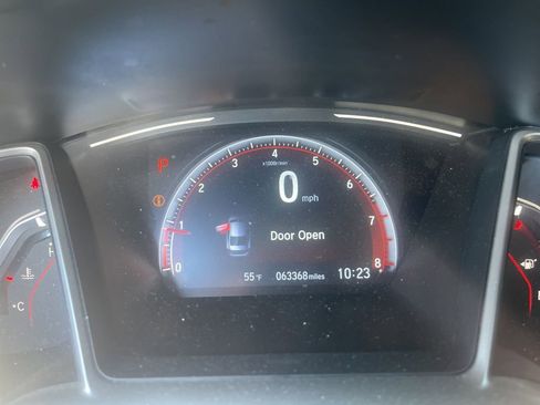 Used 2021 Honda Civic Sport image 4