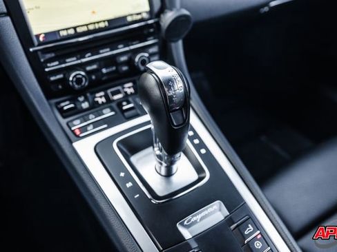 Used 2014 Porsche Cayman S image 10