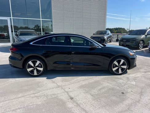 New 2025 Audi A5 2.0T Prestige image 4