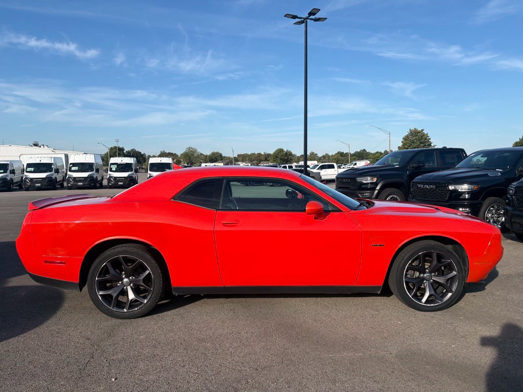 Used 2018 Dodge Challenger R/T Plus RWD image 9