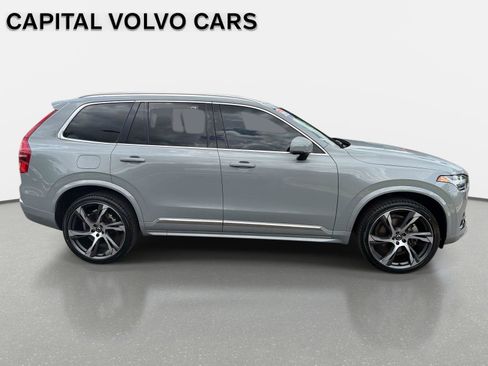 Used 2025 Volvo XC90 B5 Core w/ Protection Package Premier AWD/4WD image 4