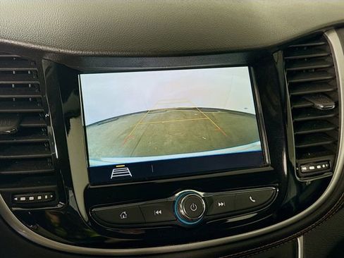 Used 2018 Chevrolet Trax LS image 15