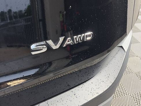 Certified 2023 Nissan Rogue SV w/ SV Premium B Package AWD/4WD image 17