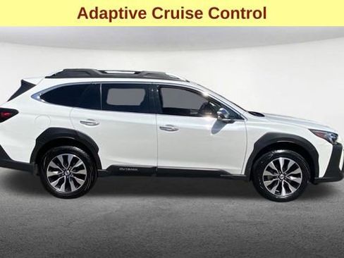 Certified 2023 Subaru Outback Touring AWD/4WD image 10