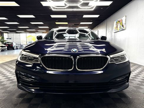 Used 2017 BMW 540i image 3