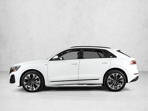 Certified 2025 Audi Q8 Prestige w/ Prestige Package image 9
