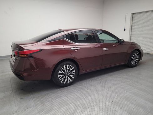 Used 2023 Nissan Altima 2.5 SV image 10