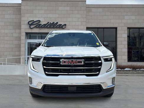Used 2026 GMC Acadia Elevation w/ Elevation Premium Package FWD image 7