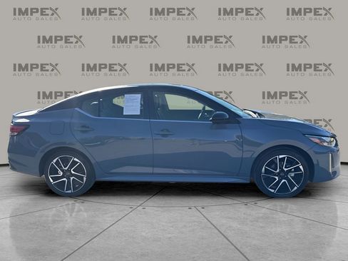 Used 2024 Nissan Sentra SR w/ SR Premium Package image 6