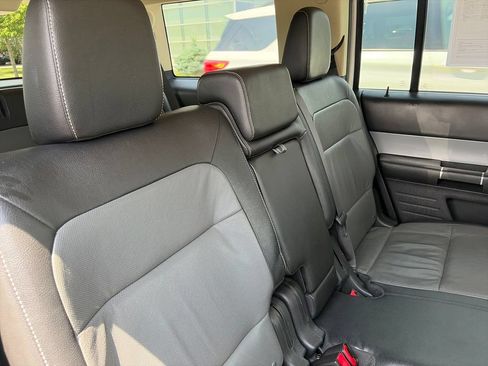 Used 2015 Ford Flex Limited w/ Equipment Group 301A FWD image 32