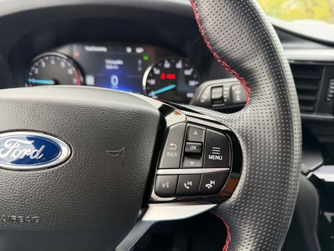 Used 2022 Ford Explorer ST-Line AWD/4WD image 21