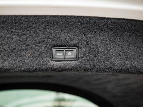 Used 2024 Lamborghini Urus S image 41