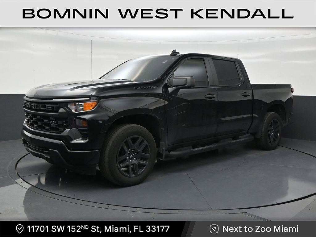 Used 2024 Chevrolet Silverado 1500 Custom w/ Turbomax Blackout Package RWD image 1