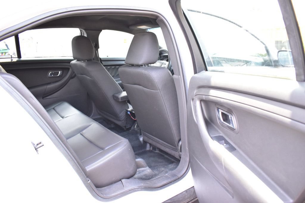 Used 2018 Ford Taurus Police Interceptor AWD image 19
