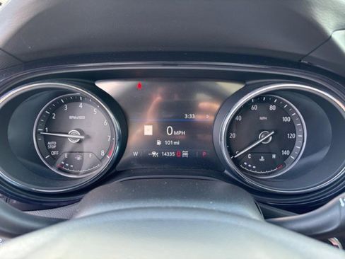 Used 2022 Buick Encore GX Essence w/ Advanced Technology Package image 24