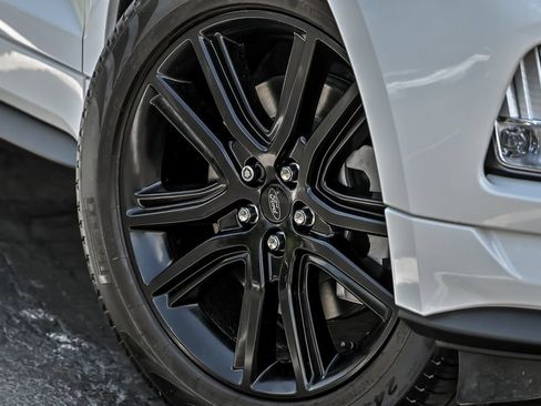 Certified 2023 Ford Edge ST-Line AWD/4WD image 3
