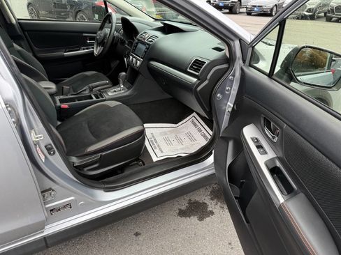 Used 2017 Subaru Crosstrek 2.0i Premium AWD/4WD image 10