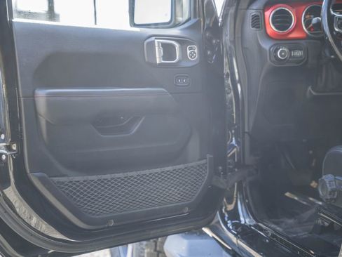 Used 2020 Jeep Wrangler Unlimited Rubicon image 33