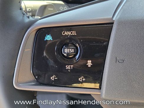 Used 2025 Nissan Murano SV image 30