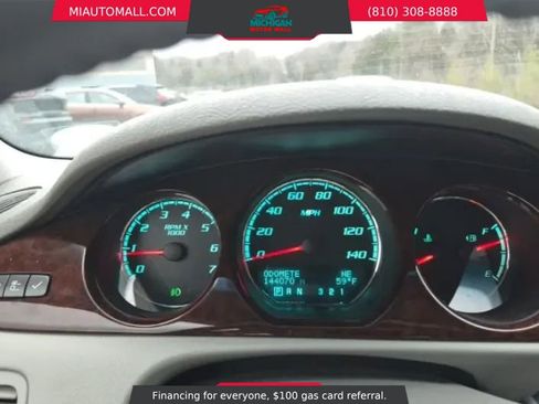 Used 2011 Buick Lucerne CXL w/ Driver Confidence Package image 7