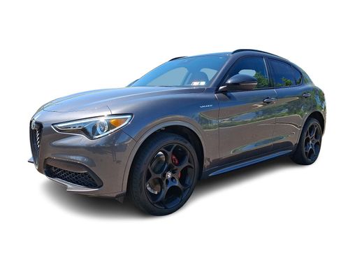 Used 2023 Alfa Romeo Stelvio Veloce AWD/4WD image 3