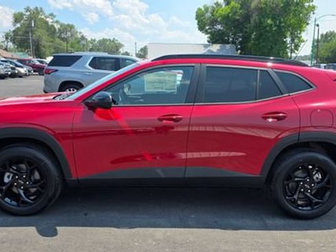 New 2026 Chevrolet Trax LT w/ Driver Confidence Package FWD image 4