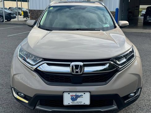 Used 2019 Honda CR-V Touring image 2