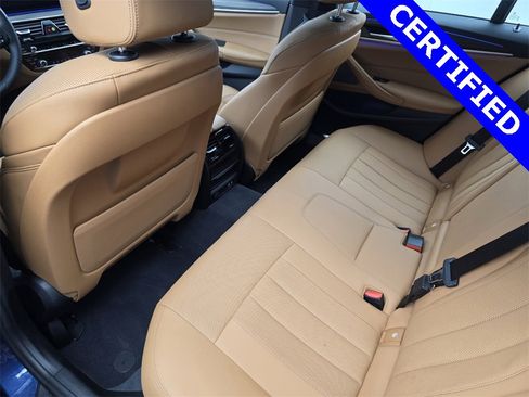 Used 2023 BMW 540i w/ Premium Package image 15