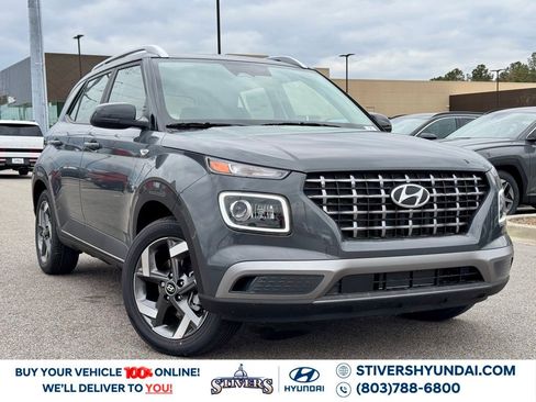 Certified 2025 Hyundai Venue Limited image 1